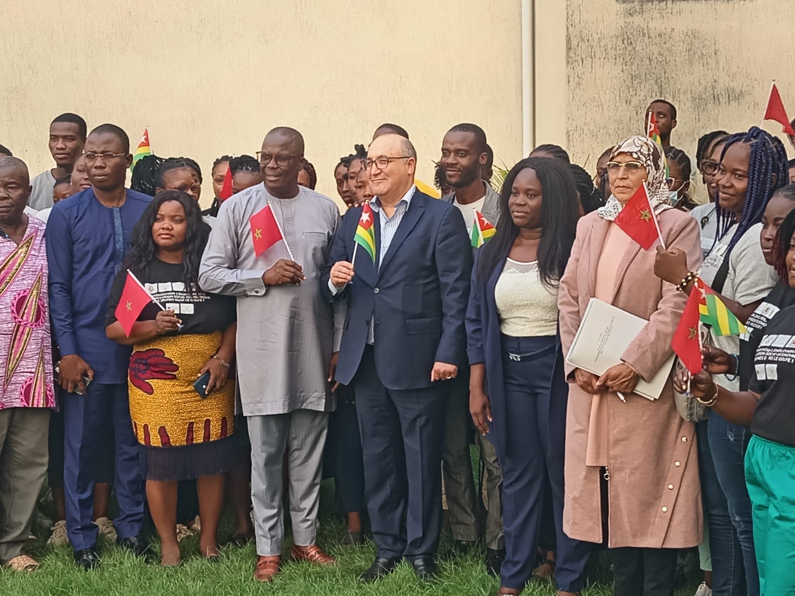 MOHAMMED RHAZI PRESIDENT DU CONSEIL PREFECTORAL DE MOHAMMEDIA A LA TETE D’UNE DELEGATION EN VISITE OFFICIELLE A LA COMMUNE GOLF1 AU TOGO.